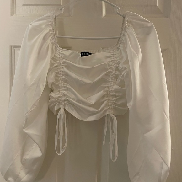 Silky off the shoulder top - Picture 3 of 4